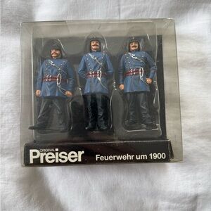 Preiser Feuerwehr um 1900 Miniature Firefighters - Blue Uniforms Vintage Toy